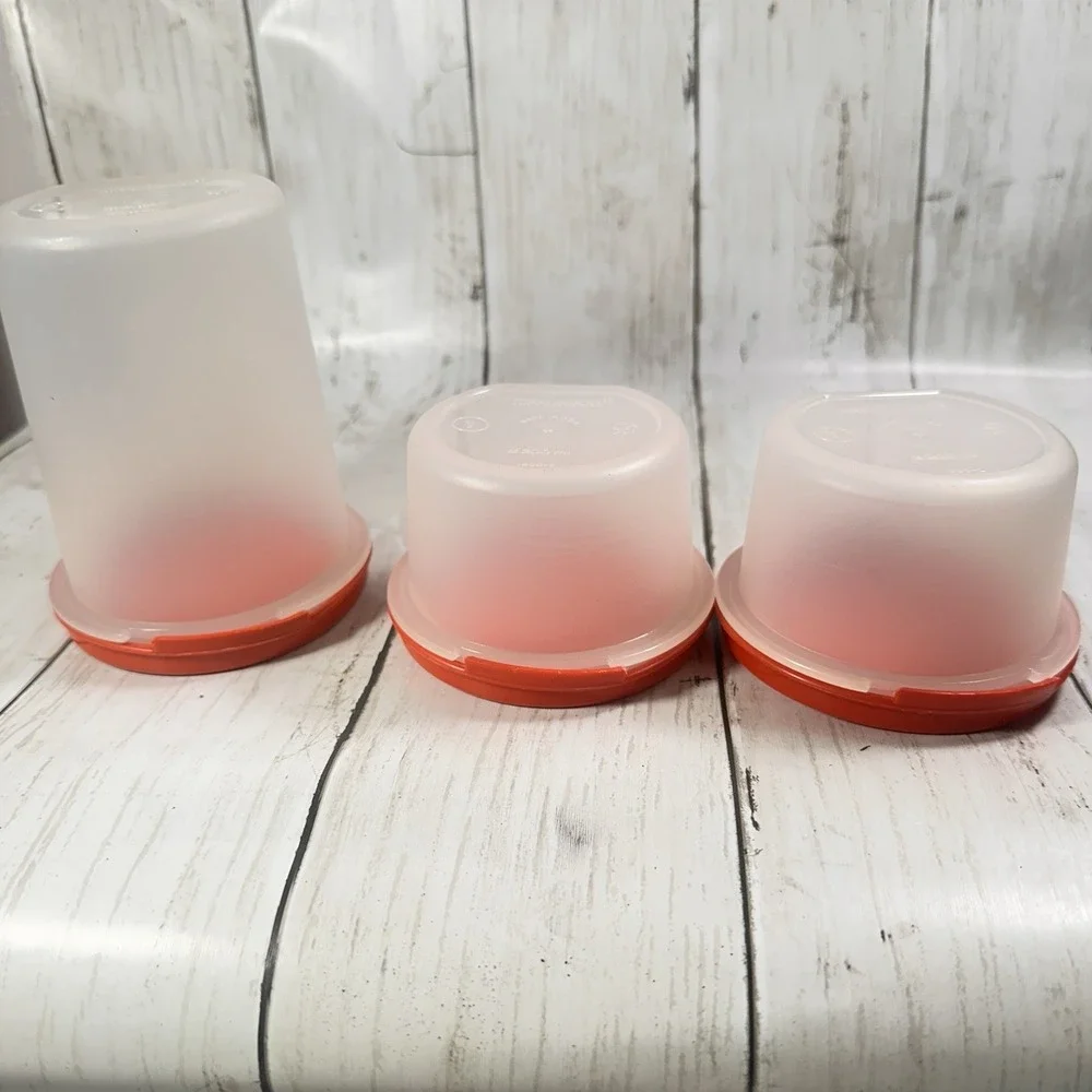 Tupperware‎ Set of 3 Containers with Paprika Lids  Two 1605 One 1606